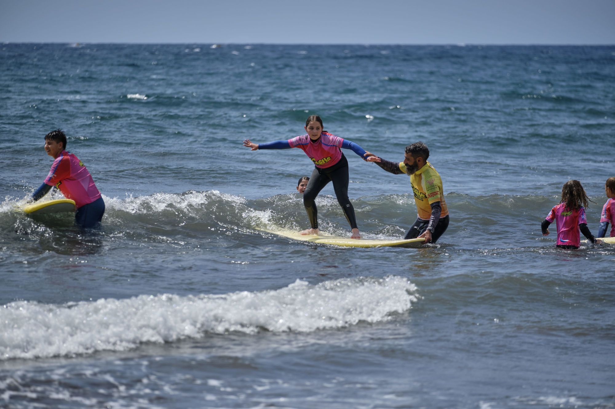 El Médano acoge este sábado la jornada final de surf en los Juegos Cabildo