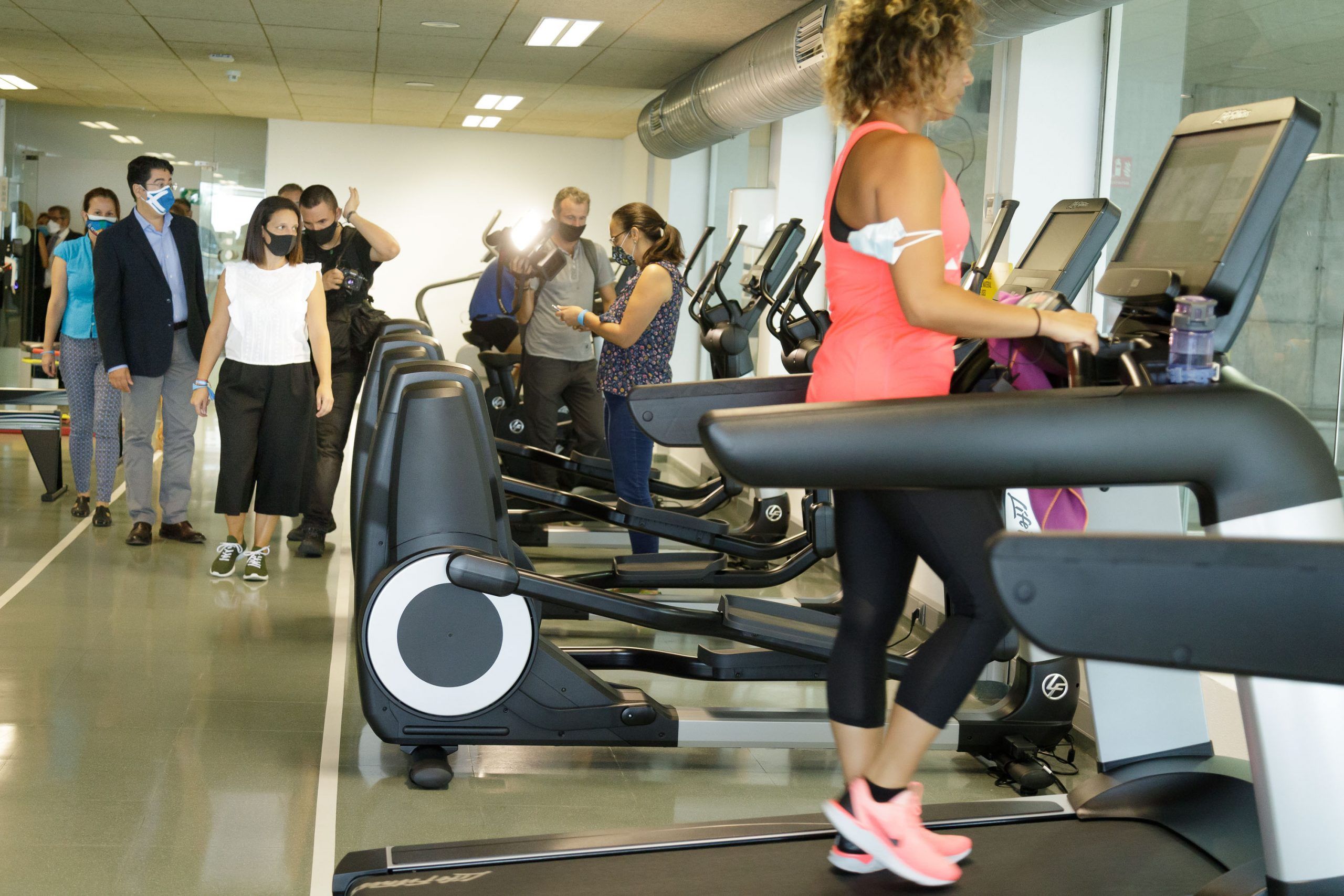 El Complejo Deportivo Santa Cruz-Ofra reabre hoy con nuevos servicios para sus 3.000 usuarios