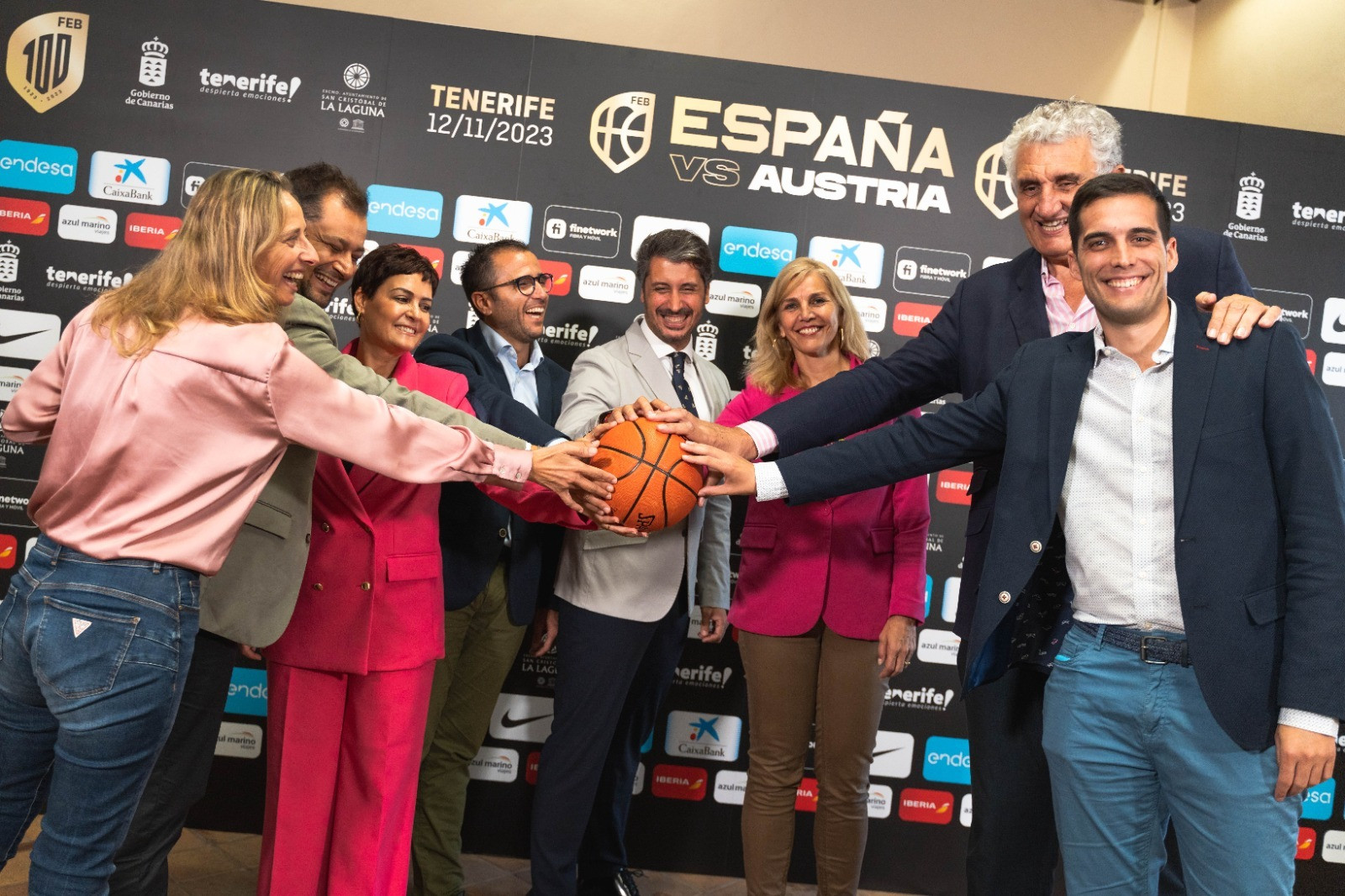 El Pabellón de Deportes de Tenerife Santiago Martín acogerá el próximo 12 de noviembre el partido entre las selecciones de España y Austria de baloncesto femenino