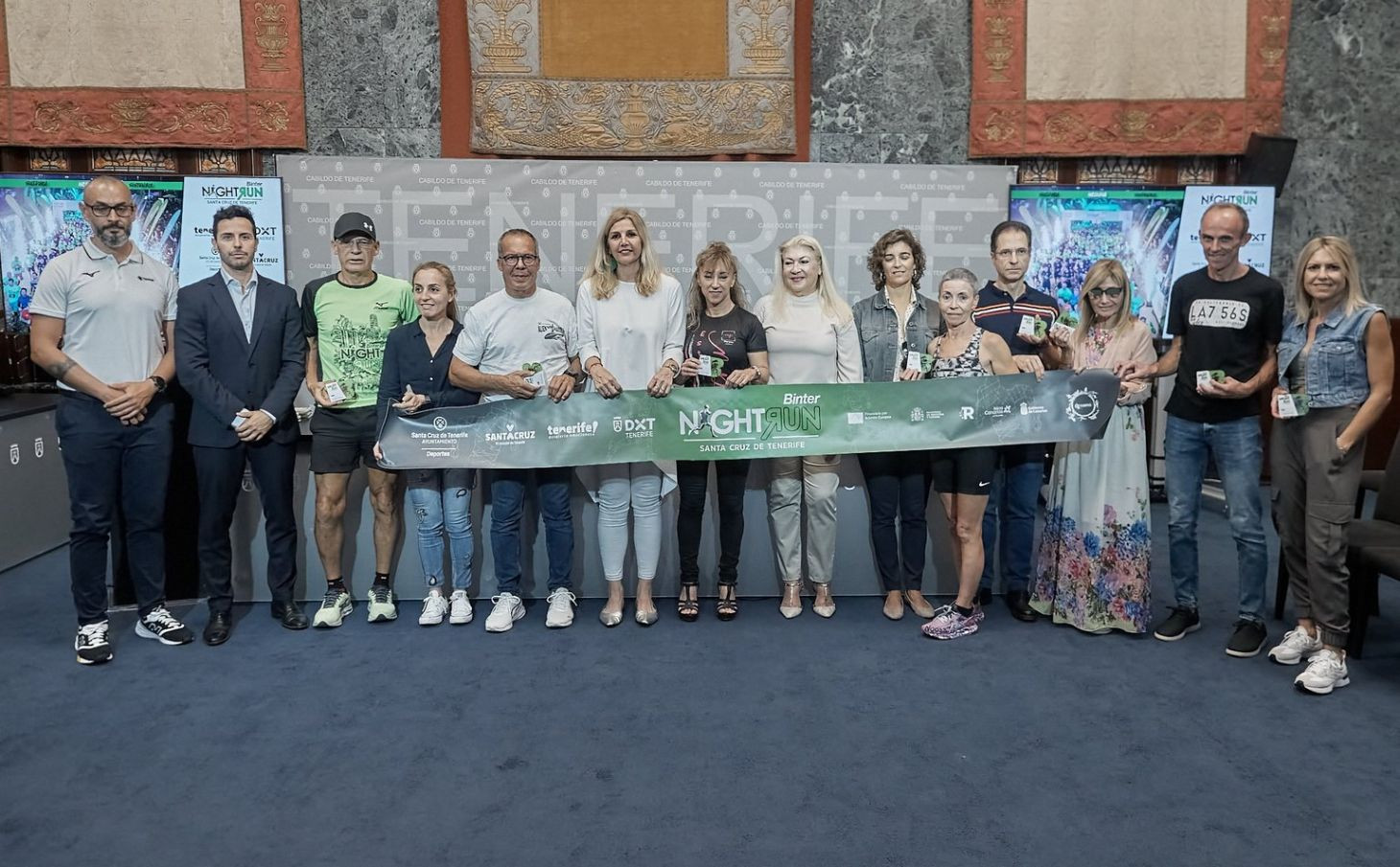 La Binter NightRun 2024 entrega en el Cabildo sus trofeos por categorías y la recaudación de la Milla Verde a favor de Aldeas Infantiles SOS