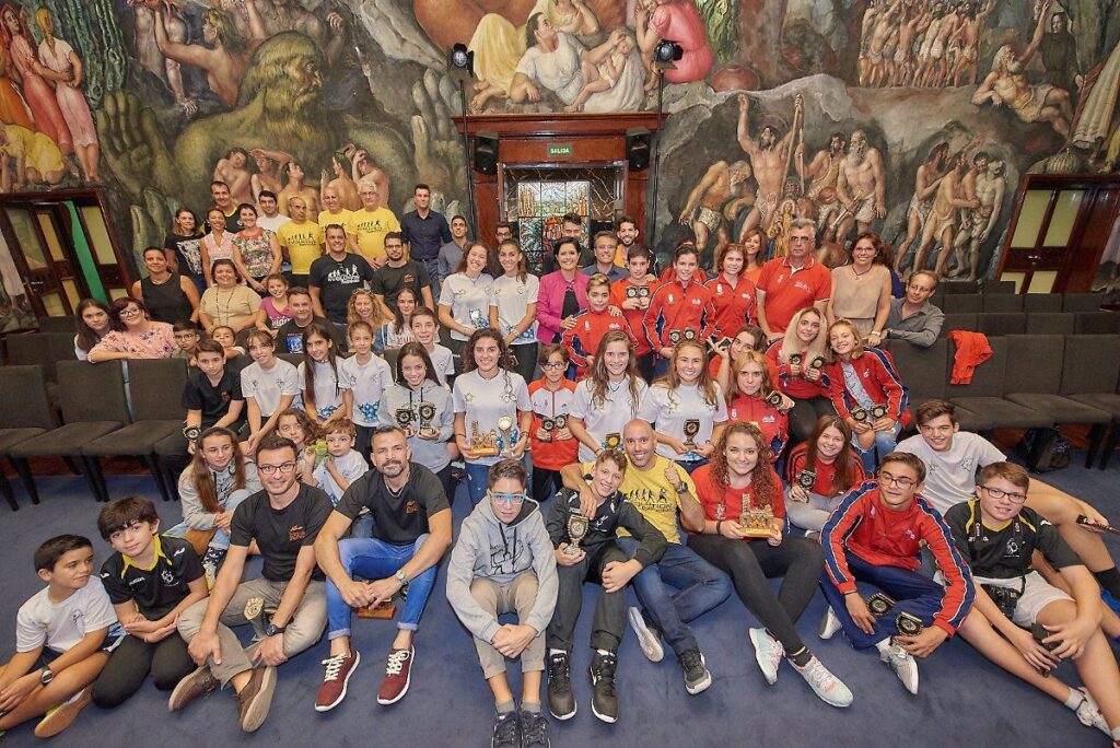 La Corporación insular distingue a los ganadores de la Copa Cabildo de Bádminton 2017