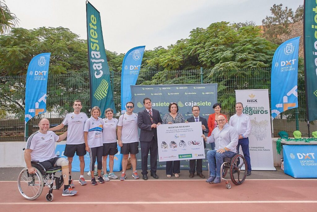 El Complejo Deportivo de Tenerife Santa Cruz-Ofra acoge una jornada de deporte inclusivo