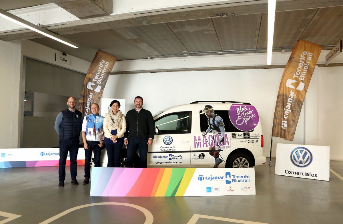 Volkswagen Comerciales Canarias entrega los vehículos oficiales a la Cajamar Tenerife Bluetrail 2018