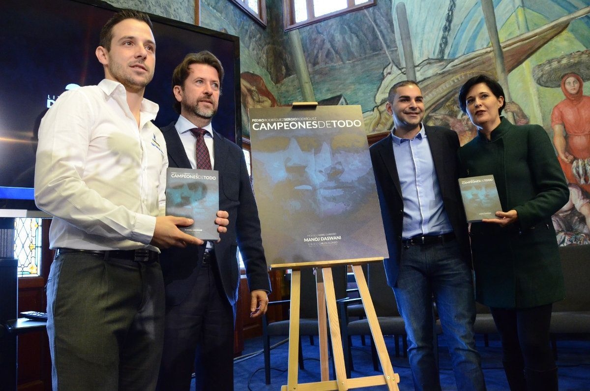 El Cabildo acoge la presentación del libro sobre Pedro Rodríguez y Sergio Rodríguez, Campeones de todo