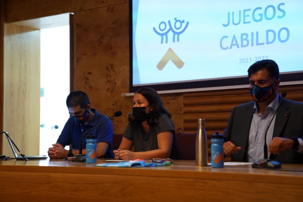El Área de Deportes de Cabildo de Tenerife se reúne con los 31 ayuntamientos que colaboran en la organización de la XXXV edición de los Juegos Cabildo de Tenerife (foto 3)