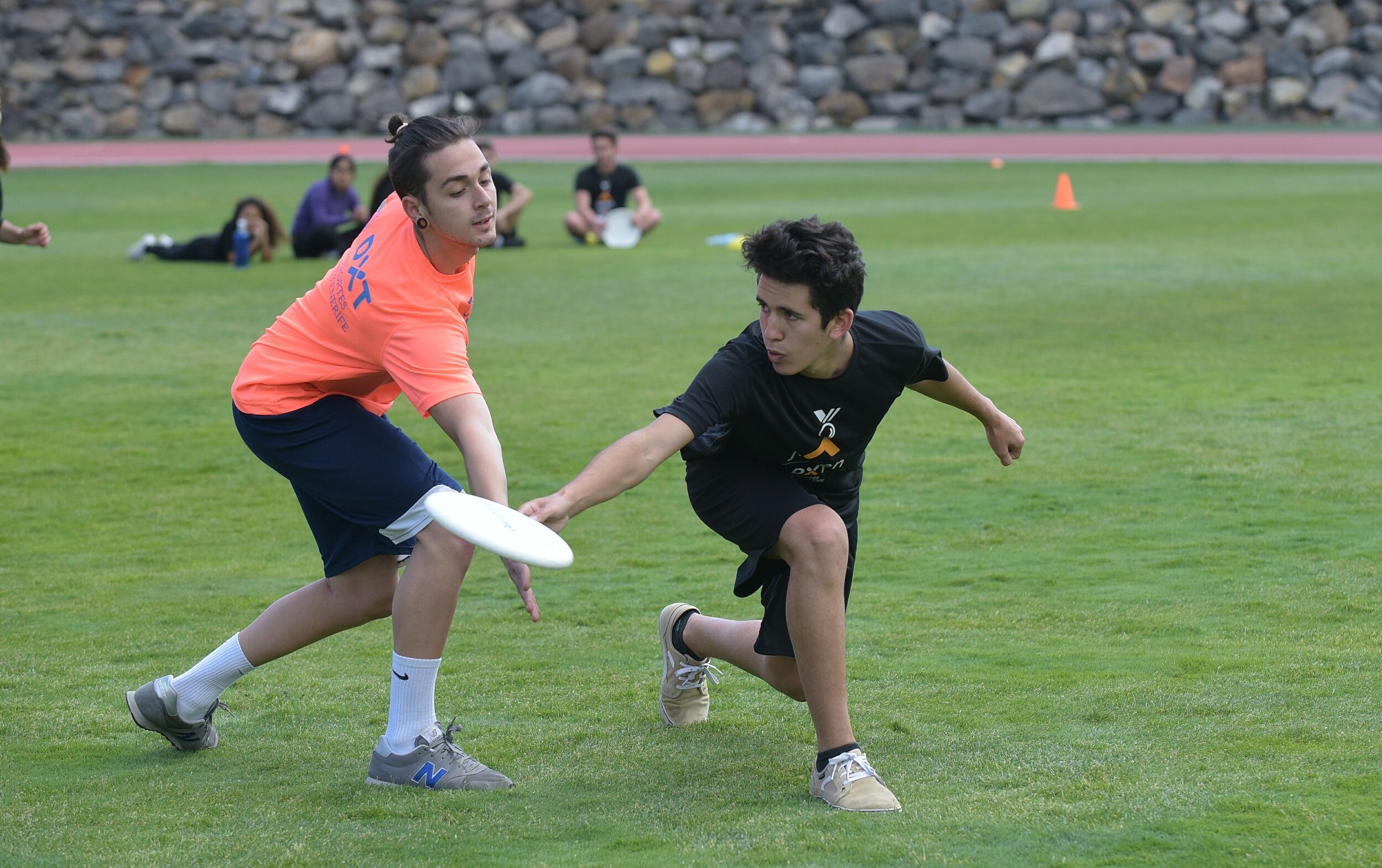 El Centro de Atletismo de Tenerife acoge la primera jornada de Ultimate del programa Deporte Joven