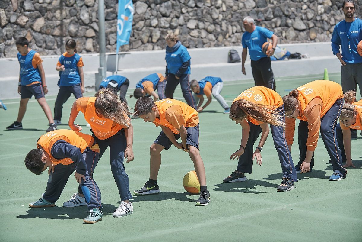 El Cabildo otorga 645.000 euros para el fomento del deporte base y la organización de eventos deportivos