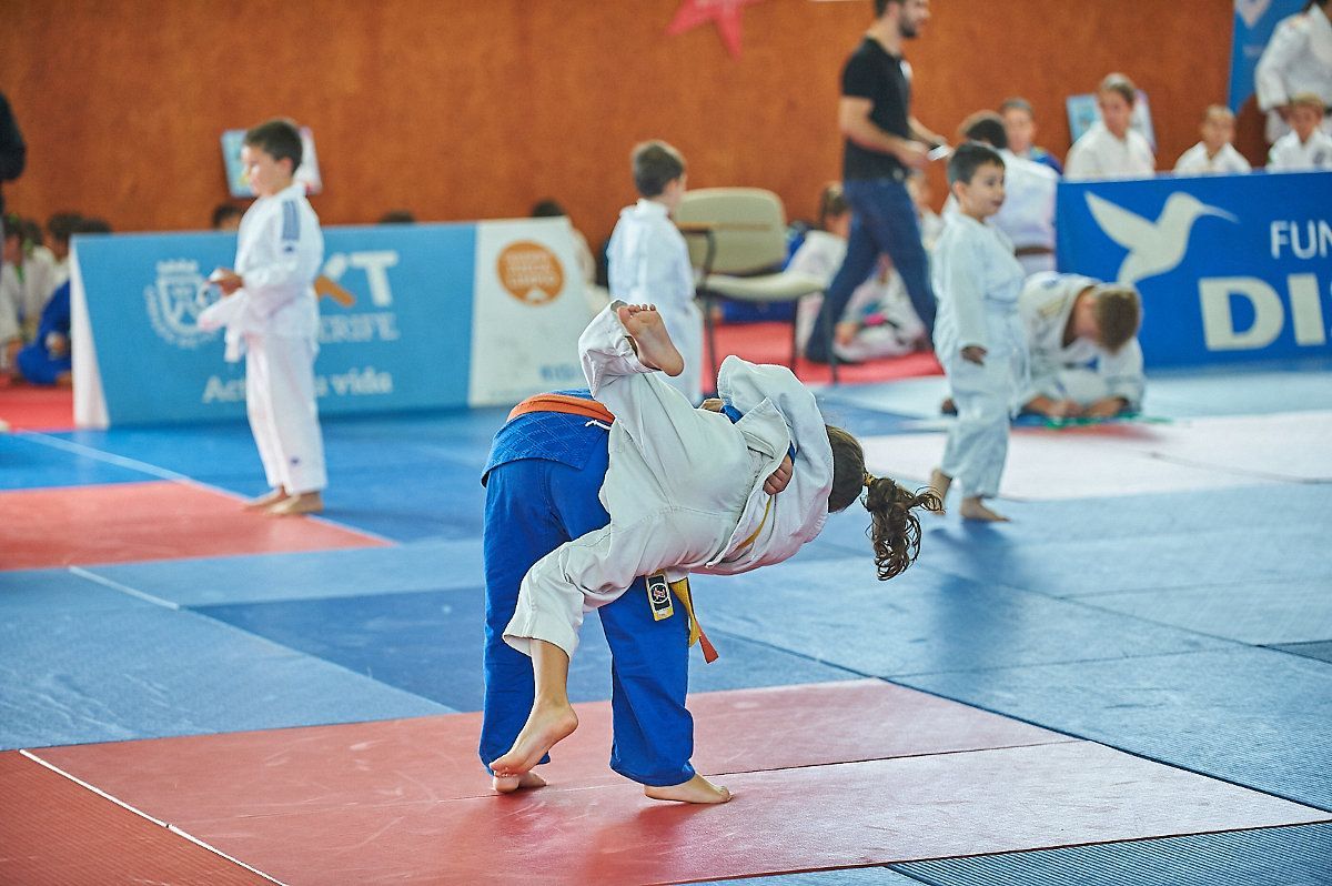 Diez modalidades deportivas y la final de judo protagonizan la actividad de los Juegos Cabildo este fin de semana