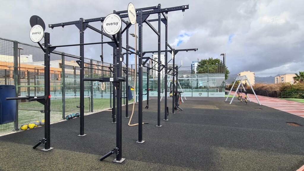 El Complejo Deportivo Santa Cruz-Ofra potencia la zona exterior con más actividades al aire libre (foto 3)