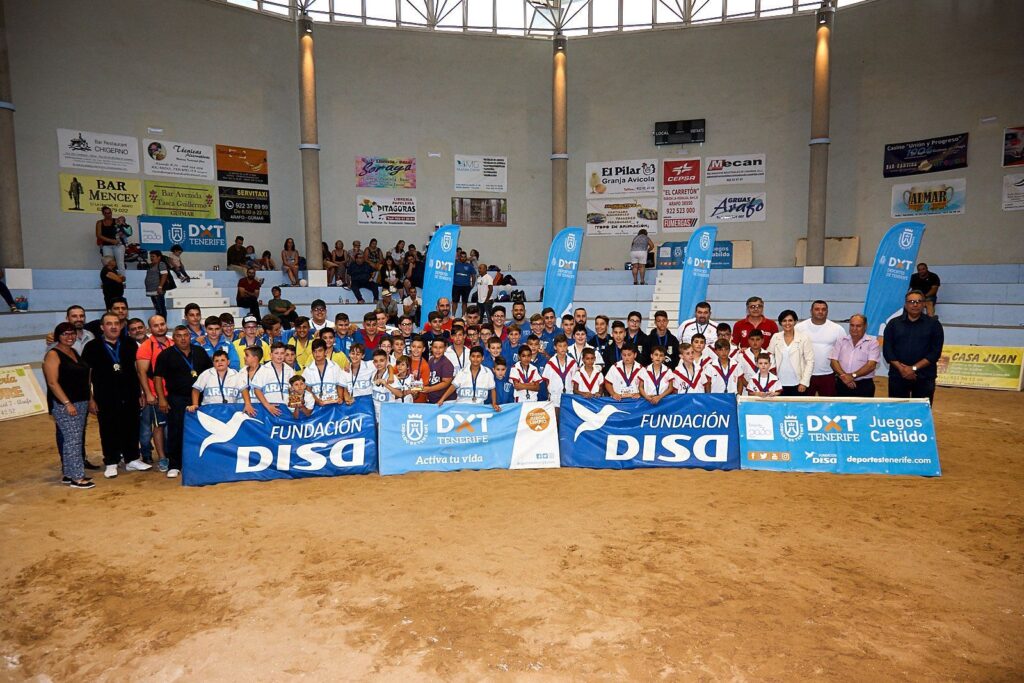 Los equipos de Arafo, Tegueste y San Miguel, campeones de lucha canaria de los XXX Juegos Cabildo