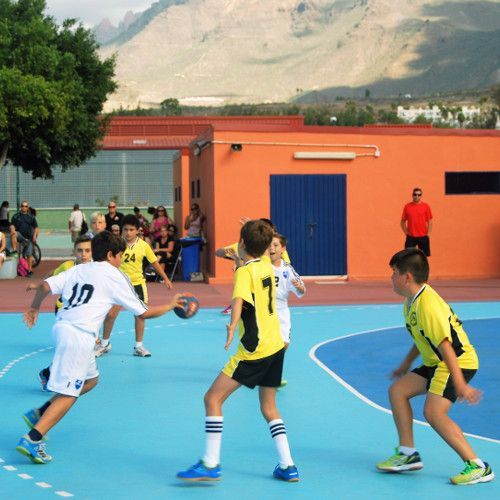 Doble dosis de balonmano: novena jornada de la Liga Insular y quinta de la Liga Zonal Arona