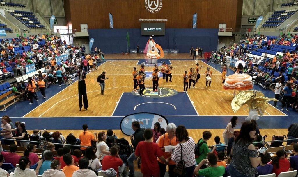 El Cabildo congrega a más de un millar de personas en la clausura del Plan Insular de Deporte Adaptado (foto 1)