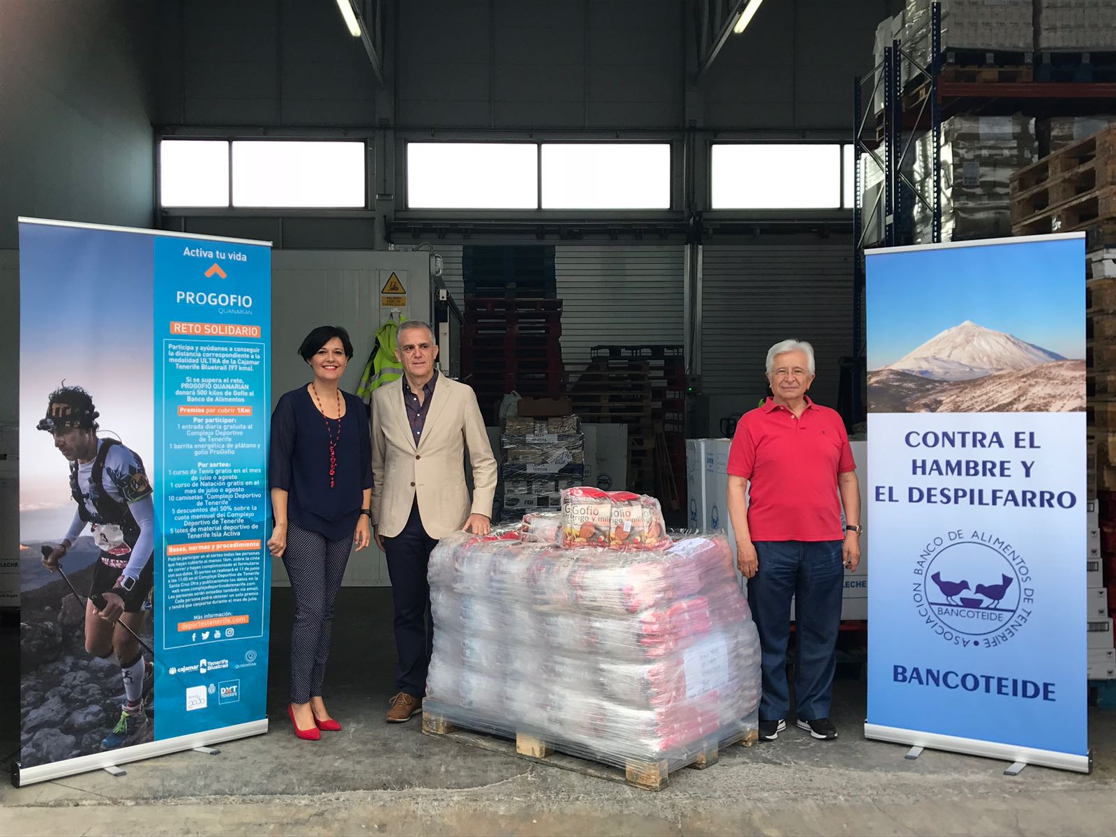 El Cabildo y Harinalia cumplen el reto solidario Bluetrail y entregan 500 kilos de gofio al Banco de Alimentos