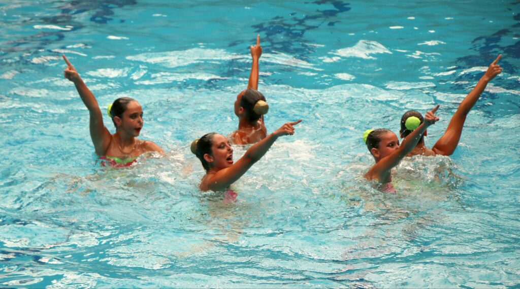 Finaliza la temporada de natación artística en los Juegos Cabildo