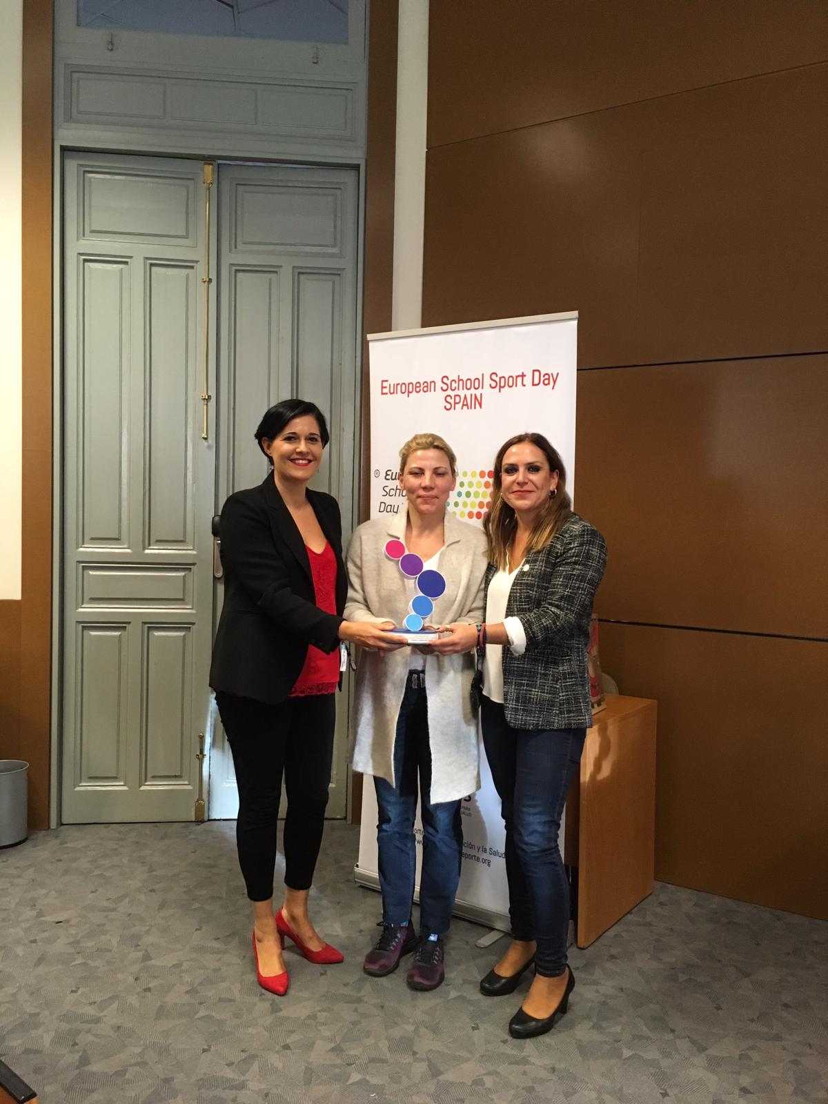 El Cabildo recibe un premio de la Unión Europea por fomentar el deporte escolar (foto 1)