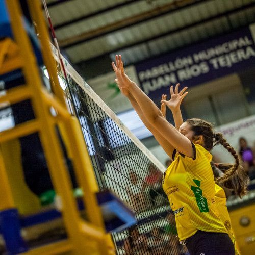 El voleibol toma de nuevo los polideportivos de Tenerife