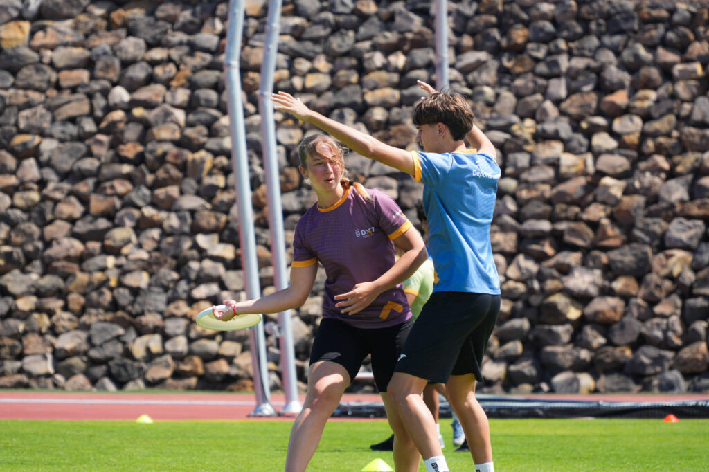 El espíritu del Ultimate Frisbee triunfa en la final insular intercentros del programa Deporte Joven