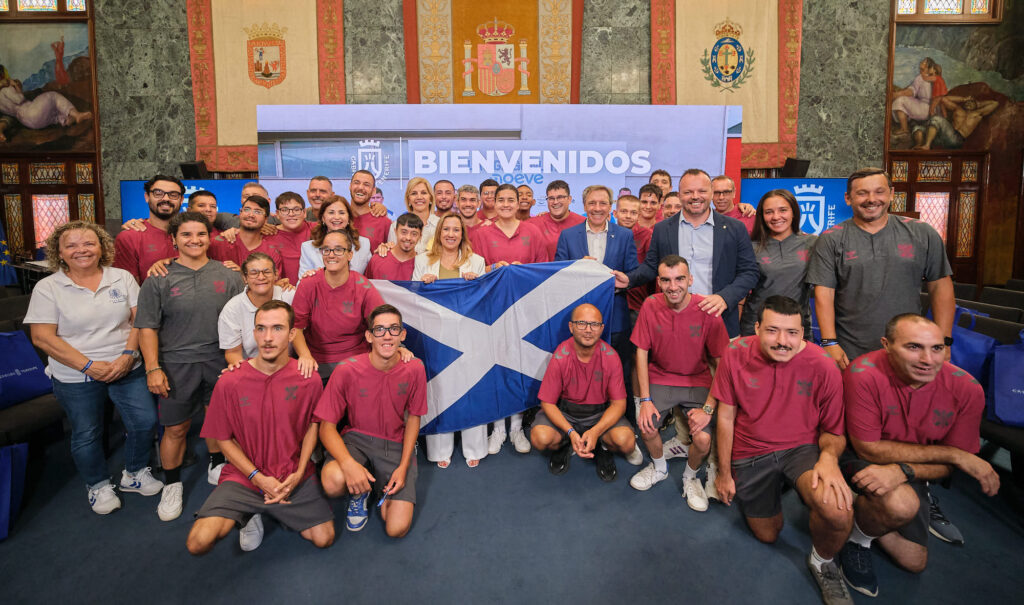El Cabildo recibe y pone en valor al CD Tenerife EDI por su ejemplo de inclusión y sus éxitos en La Liga Genuine Moeve