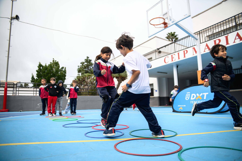 Más de 100 centros educativos de Primaria y Secundaria activan sus recreos gracias al Cabildo